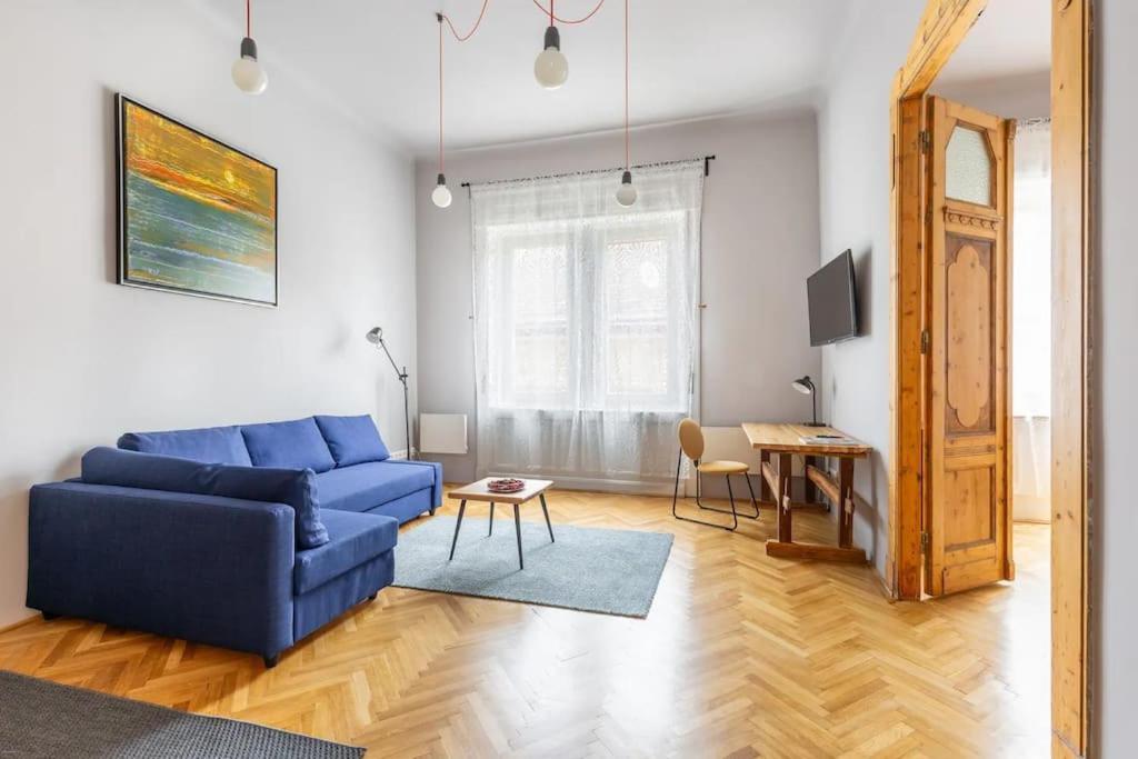 Elegant And Modern In The City Centre Budapest Exterior foto